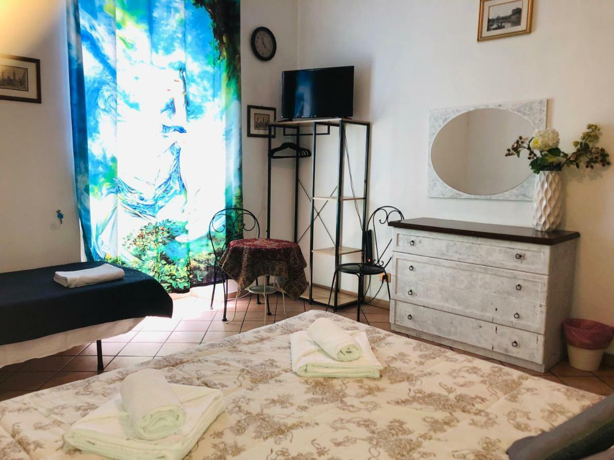 רומא Parisa Suite מראה חיצוני תמונה