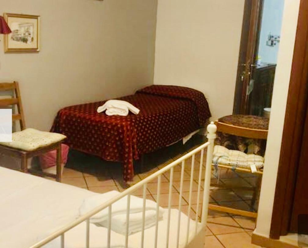רומא Parisa Suite מראה חיצוני תמונה