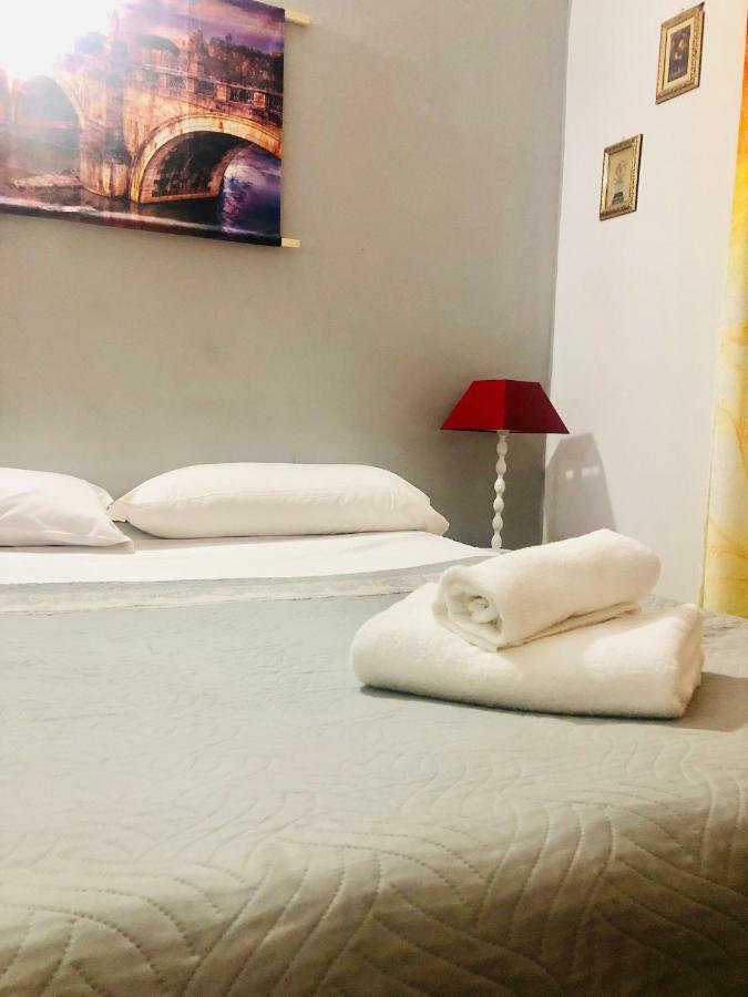 רומא Parisa Suite מראה חיצוני תמונה