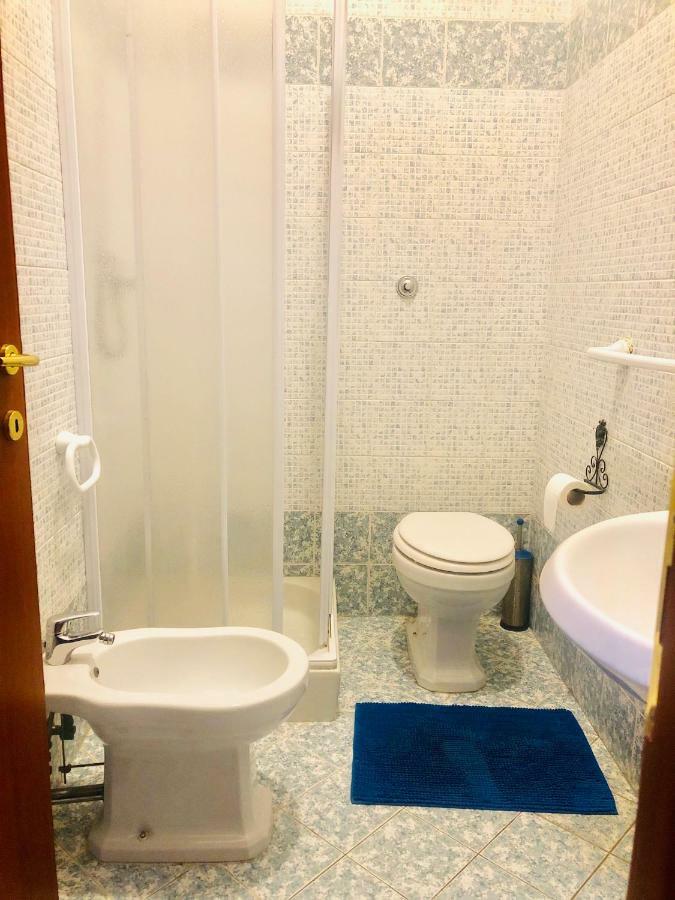 רומא Parisa Suite מראה חיצוני תמונה